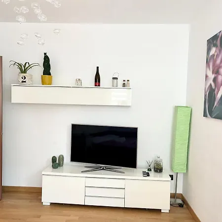 Sulla Metro 3 Gialla Maciachini Apartament Mediolan