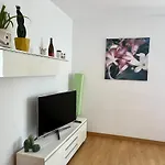 Sulla Metro 3 Gialla Maciachini Appartement