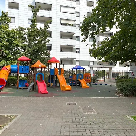 Sulla Metro 3 Gialla Maciachini Apartment