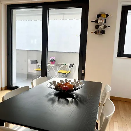 Sulla Metro 3 Gialla Maciachini Apartment Milan