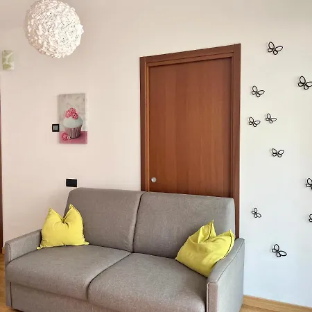 Apartment Sulla Metro 3 Gialla Maciachini