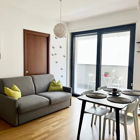 Apartment Sulla Metro 3 Gialla Maciachini *